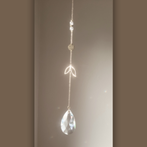 Légèreté d’Éternité – Goutte et ailes dorées