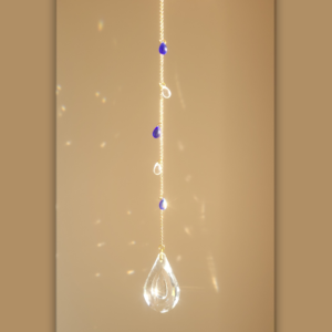 Gouttes d’Aurore – Perles d'eau et cristal suspendu